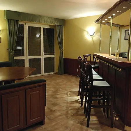 Euroclub Praha 3* Průhonice